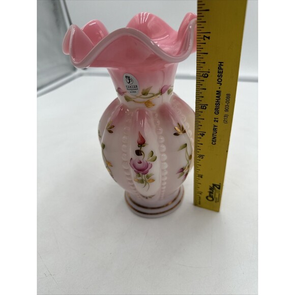 Fenton Pink Art Glass Vase - Picture 7 of 8